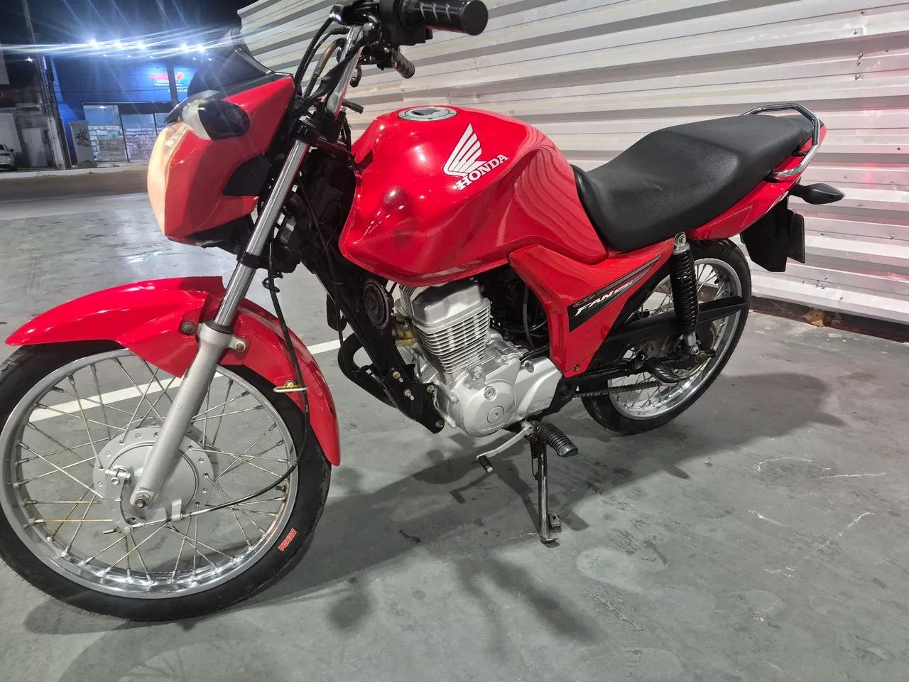 Honda Fan 125i com partida 