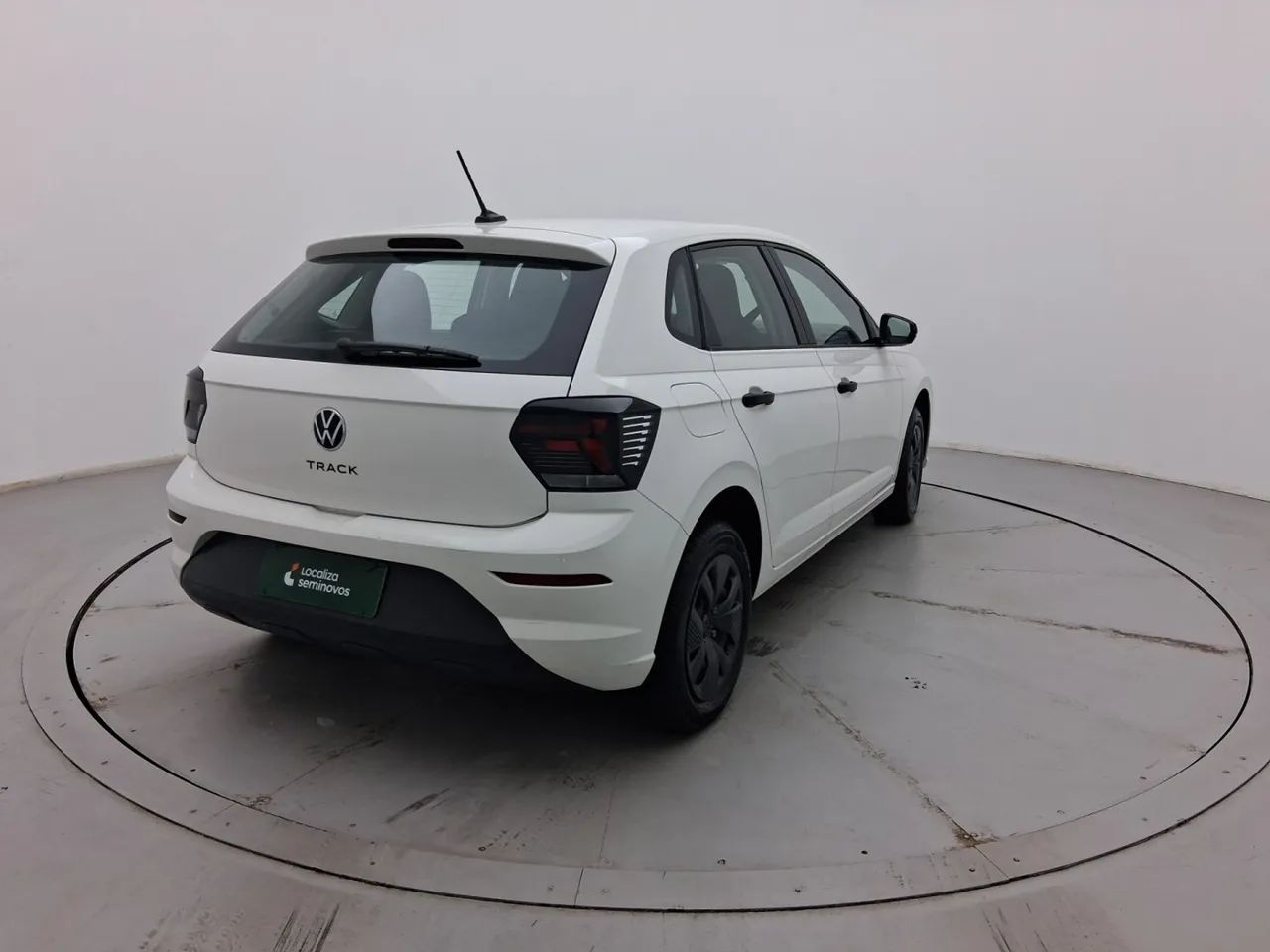 Volkswagen Polo Track 1.0 Flex 12V 5p, foto 5 de 18