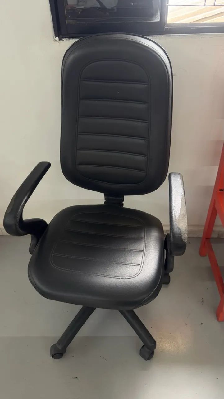 Cadeira de escritório  Executiva - Foto 2