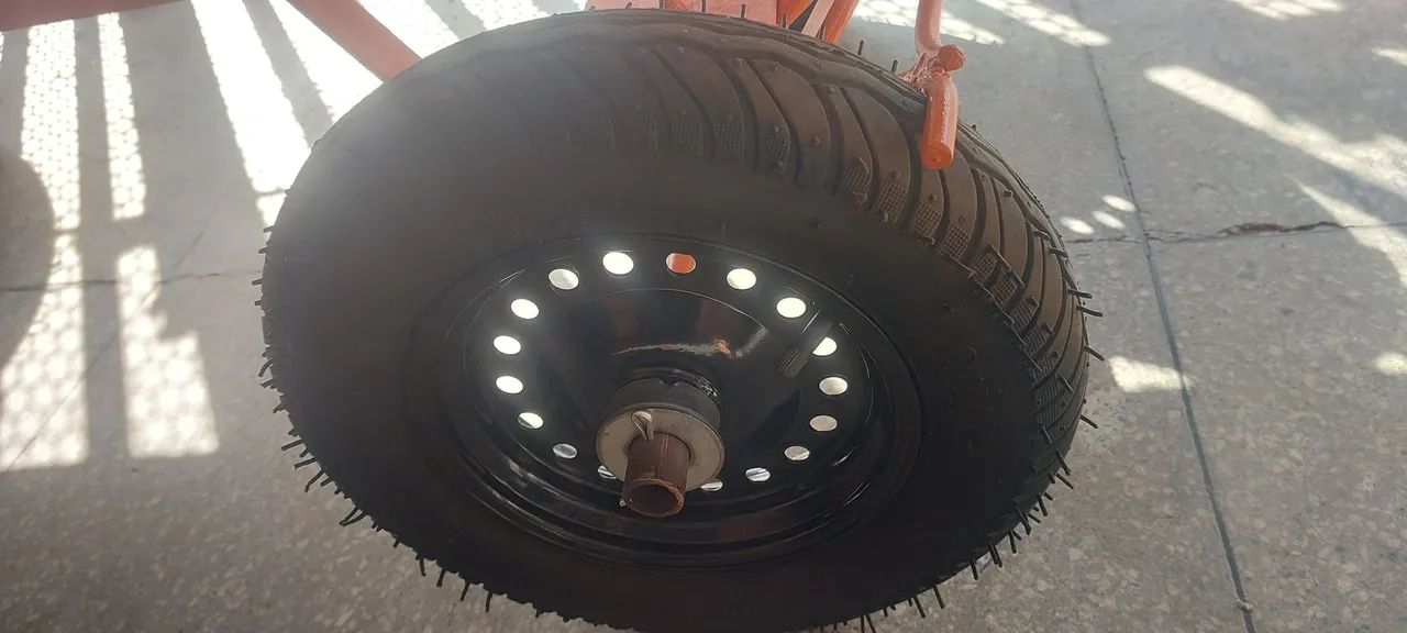 Carro plataforma 4 rodas  - Foto 2