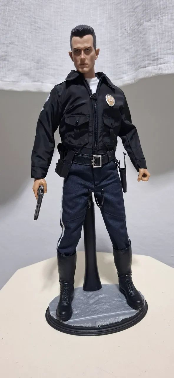 Boneco T1000 Exterminador Custom 1/6 - Foto 3