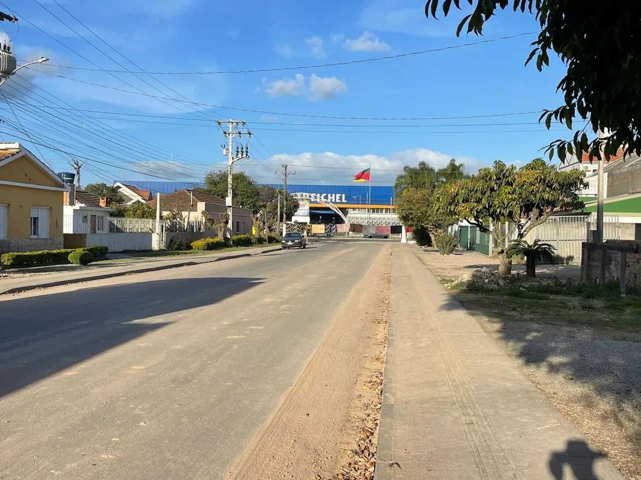 Vende-se Terreno 