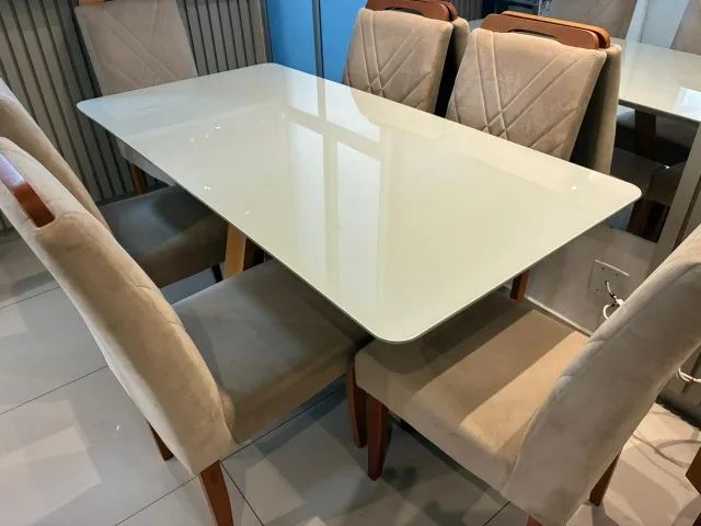 Mesa de jantar retangular