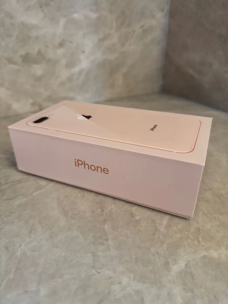 iPhone 8 Plus - 64GB - Foto 2