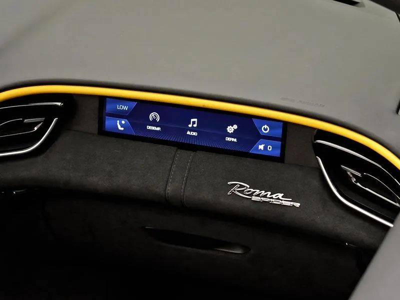 Ferrari Roma Spider 3.9 V8 620cv, foto 12 de 13