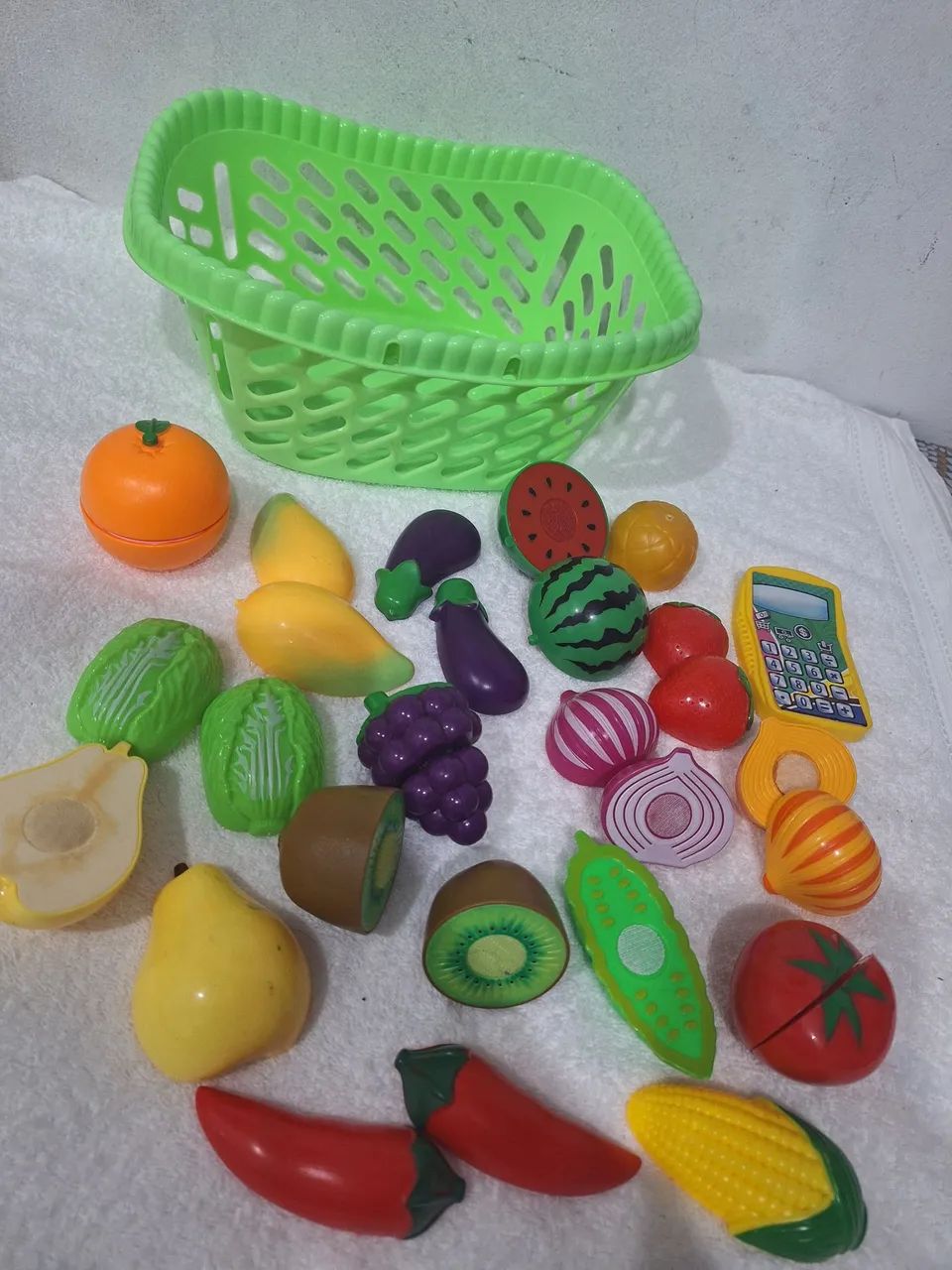 Combo grande frutinhas de velcro e cesta de brinquedo
