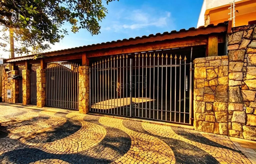 Casa à venda em Campinas, Jardim dos Oliveiras, com 3 quartos, com 156 m²