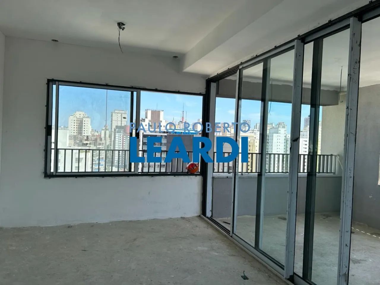APARTAMENTO - PINHEIROS - SP