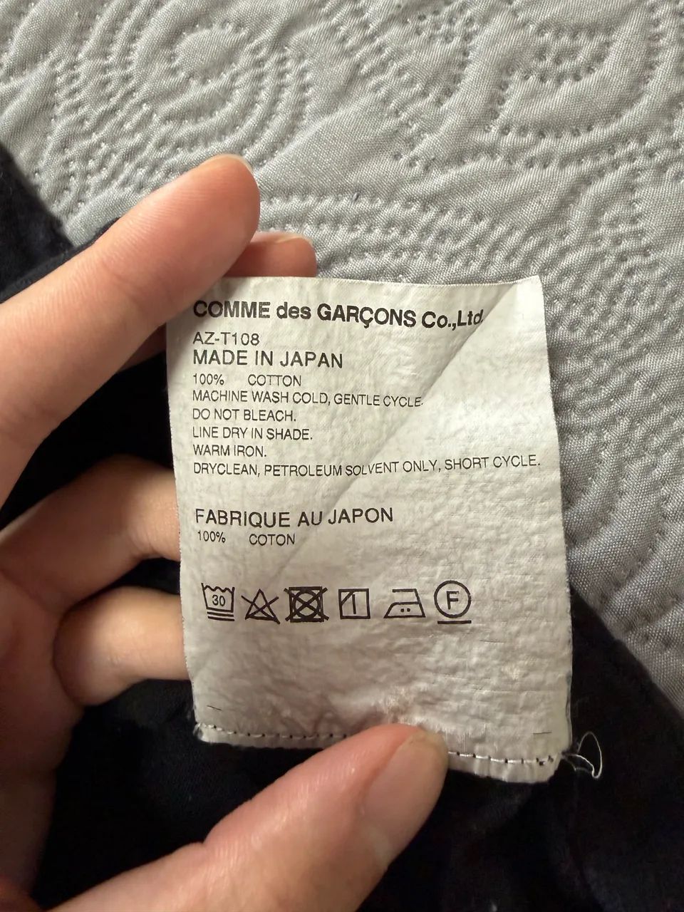 CAMISETA COMME DES GARÇOM (CDG) - Foto 4