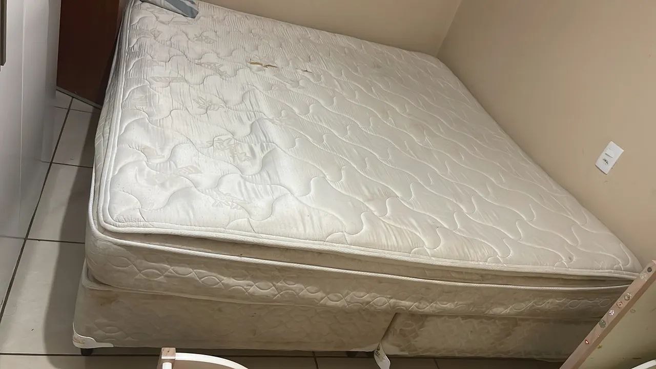 Cama king CAstor 