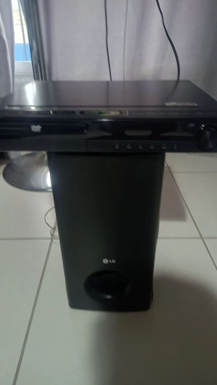 Home Theater LG com 6 caixas  - Foto 2