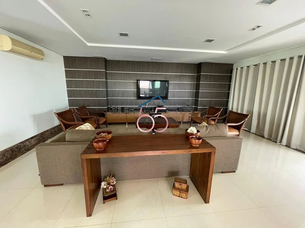 Cobertura Duplex Mobiliada com 4 Suítes, Piscina e 6 Vagas. - Foto 5