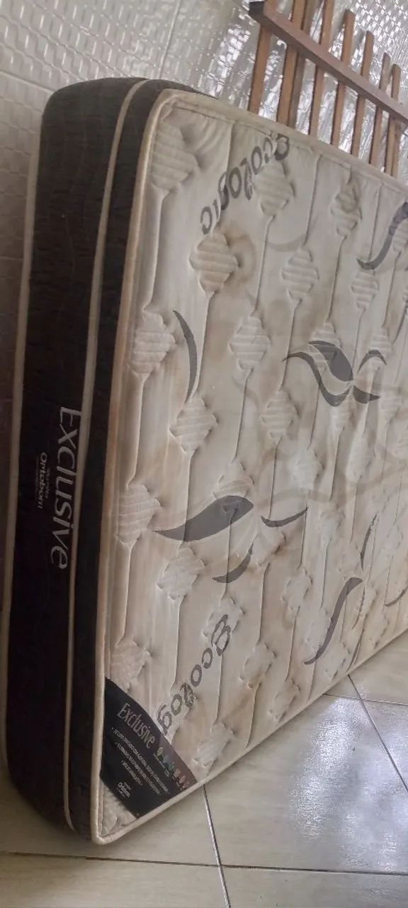 Vendo cama mais colchão caspal. - Foto 4