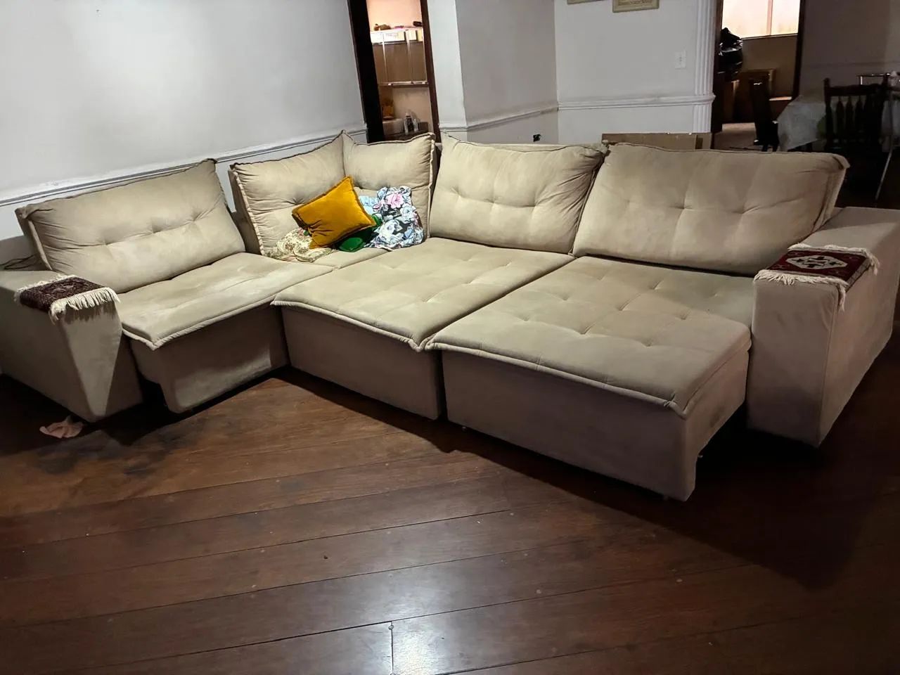 Sofá Bege 6 lugares - Foto 2