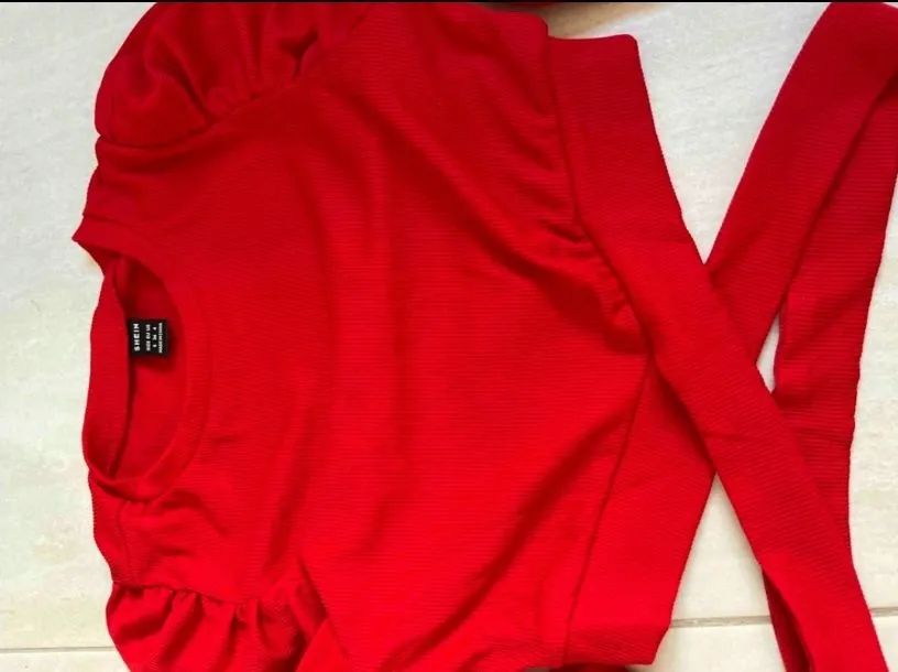 Blusas shein novas à venda  - Foto 2