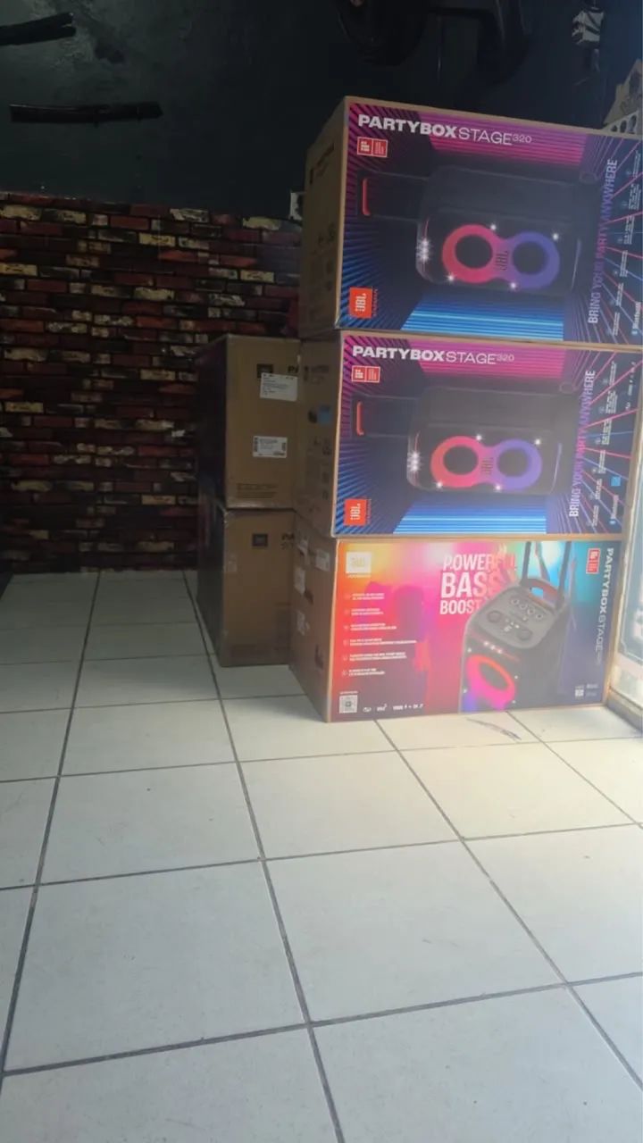 JBL PartyBox stage 320 lacrada . - Foto 2