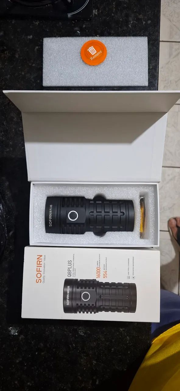 Lanterna tática sofirn q8 plus 16.000 lumens  - Foto 4