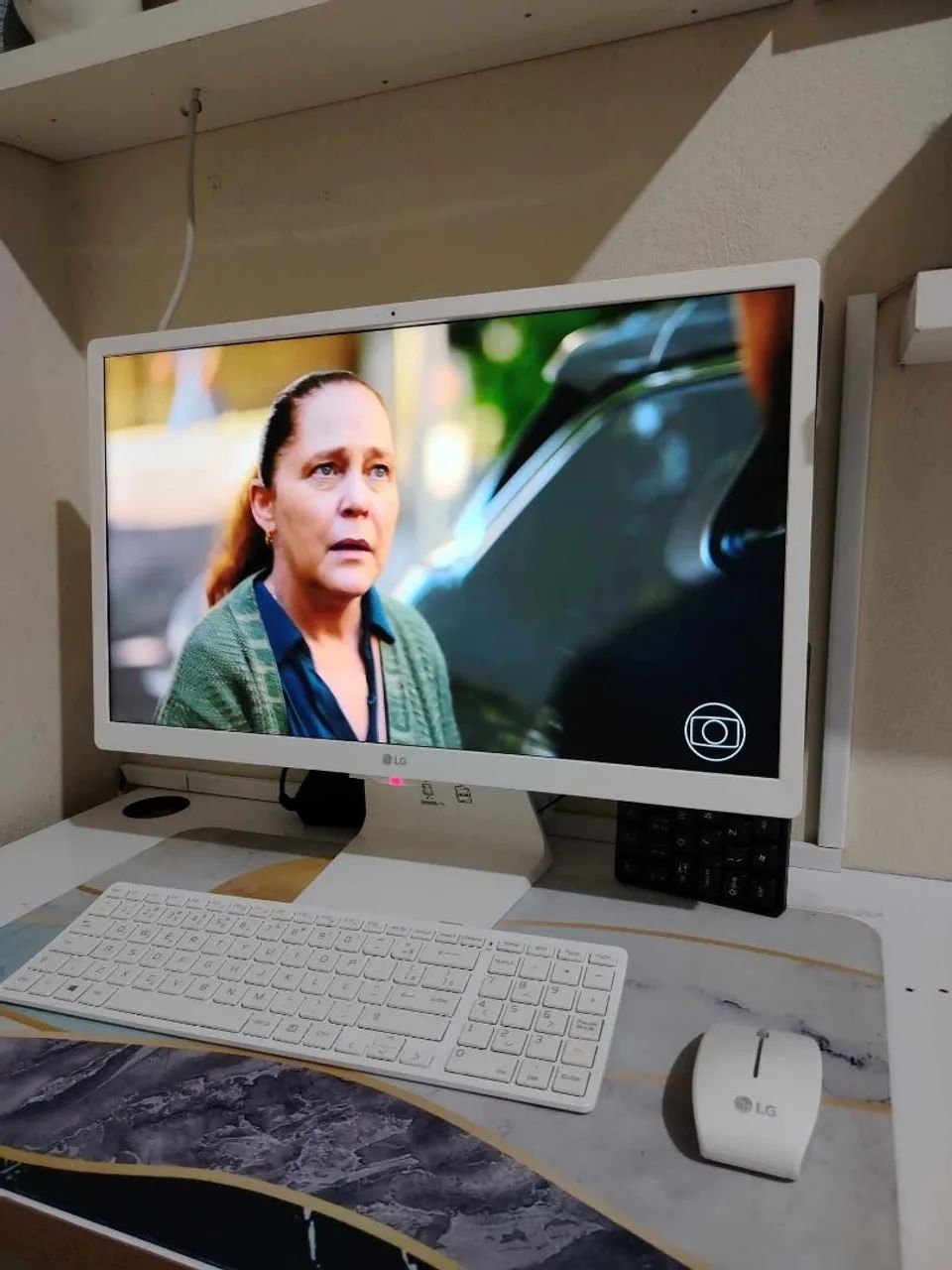PC e TV | LG i5 10° | 8ghz | 1TB de HD| 24 polegadas  - Foto 2