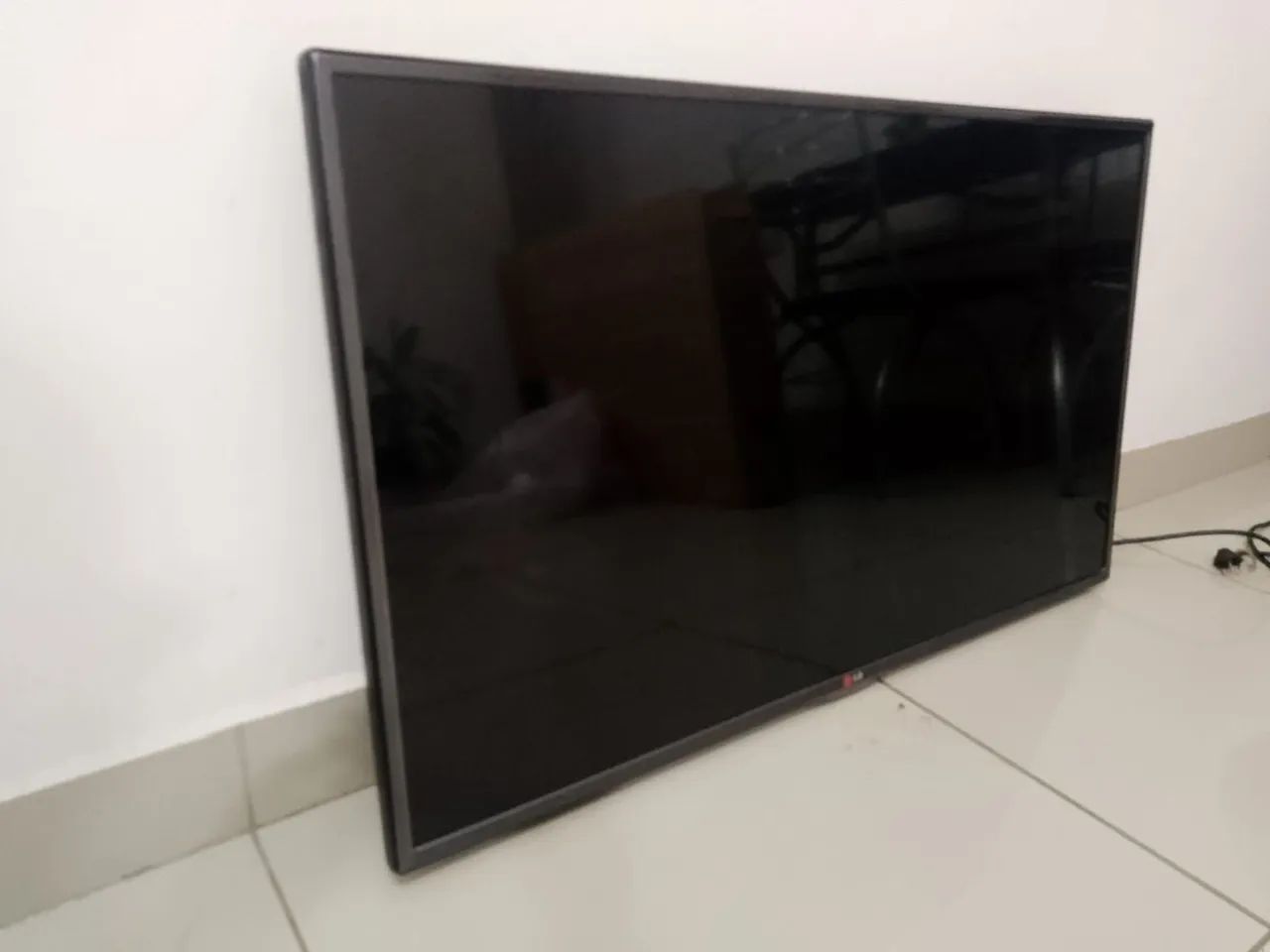Tv LG 42" com defeito 
