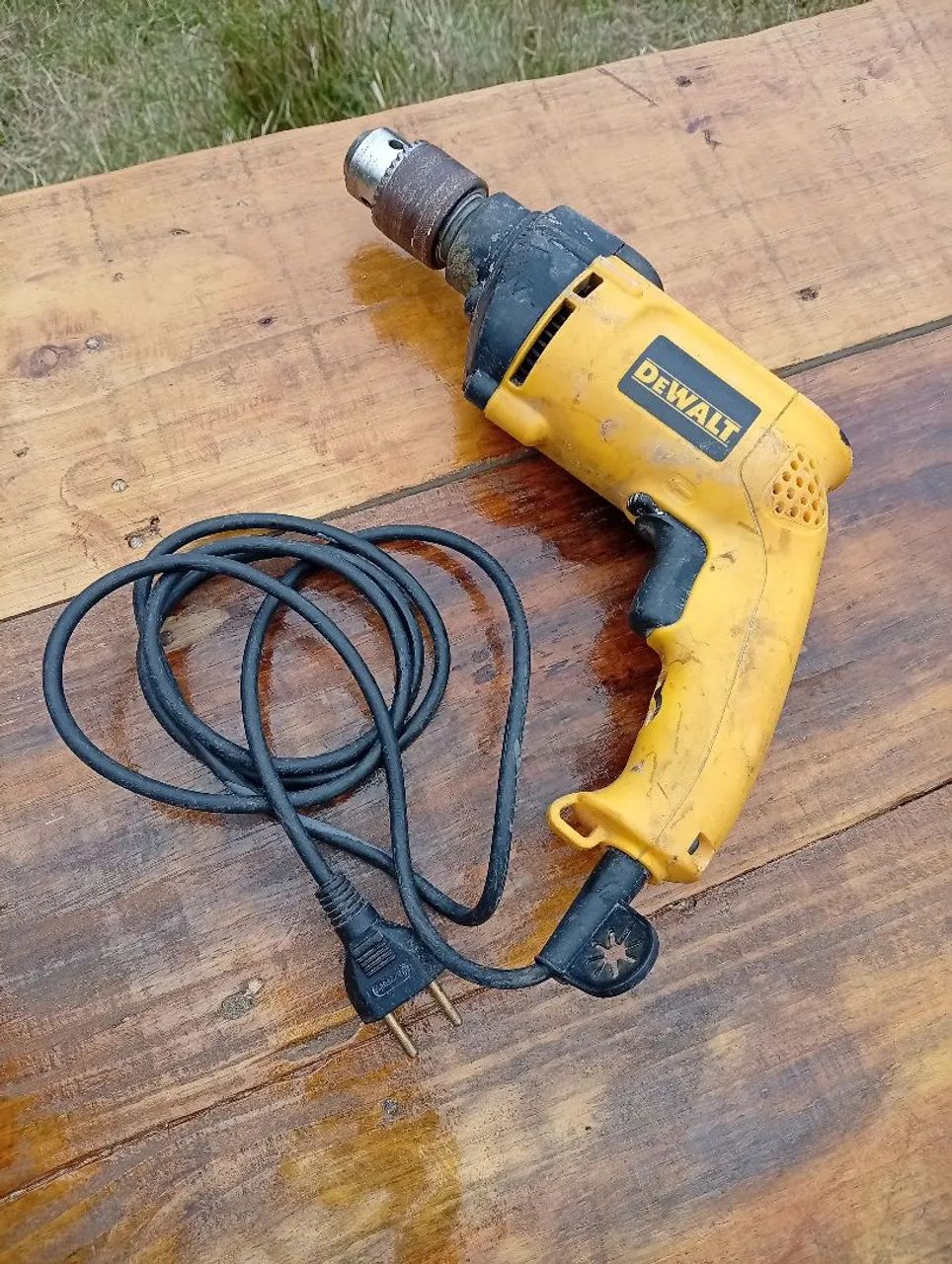 Furadeira Dewalt 
