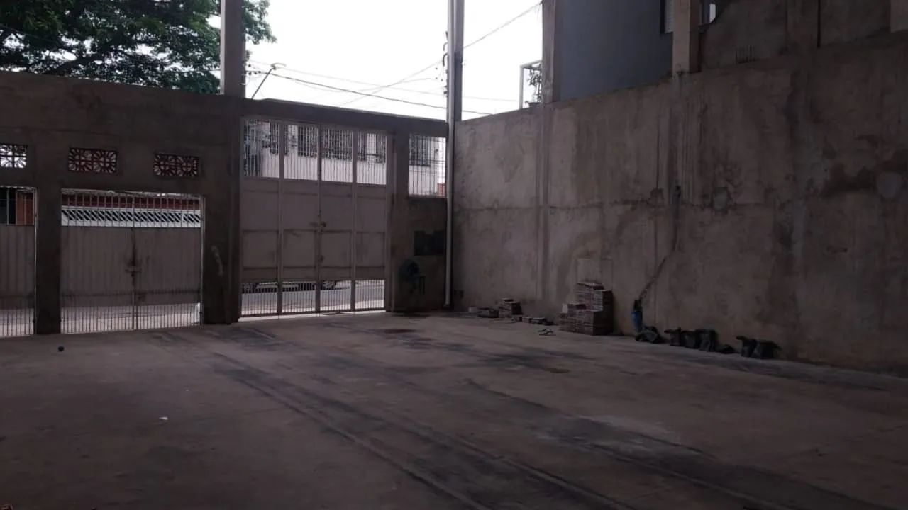 Galpão na Rua Cirilo Machado, 110 - 2  132 m² - Foto 4