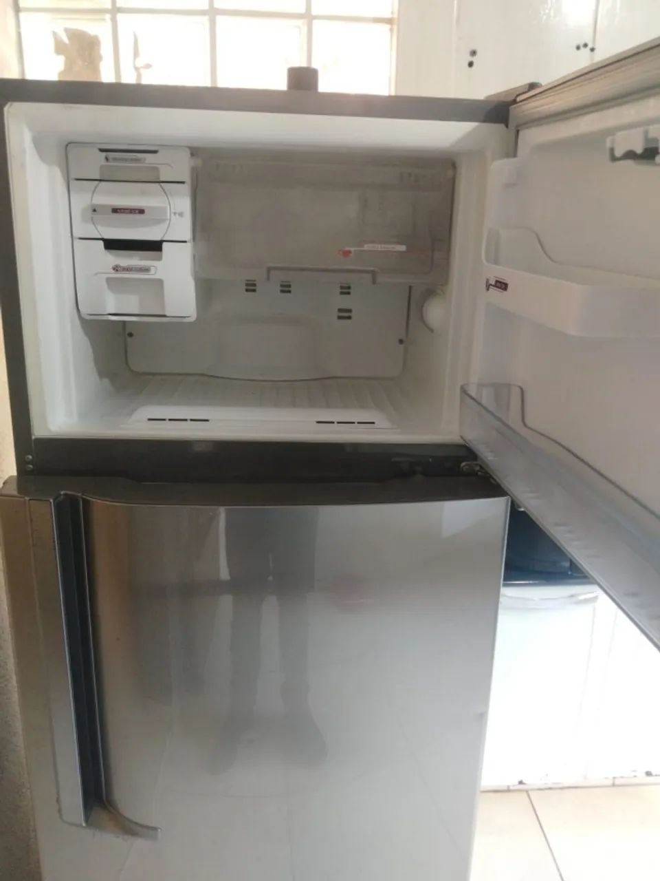 Geladeira Brastemp Ative! Frost Free 403L Inox - Excelente Estado