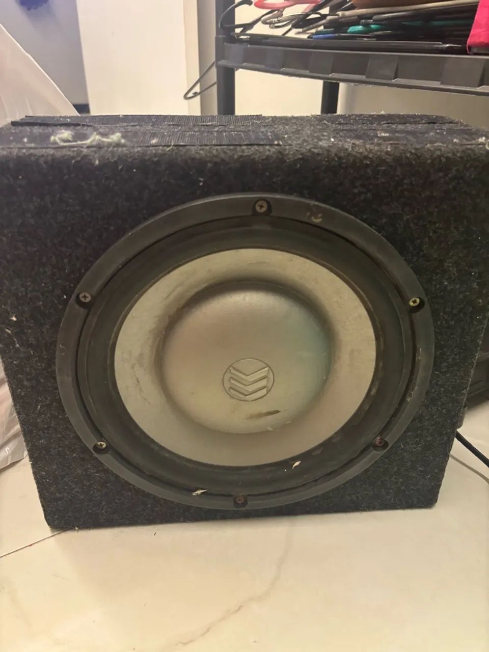*Subwoofer 10" em caixa selada  - Foto 2