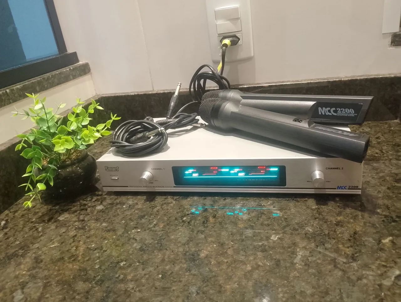 Microfone Duplo Sem Fio Smart MCC-2200 VHF - Foto 2