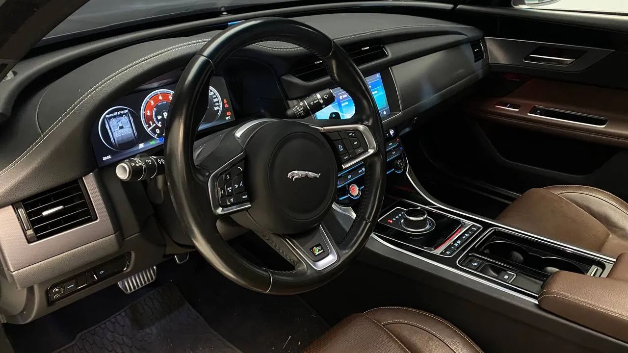 Jaguar XF 2.0 Turbo 16V 240cv Aut., foto 13 de 20