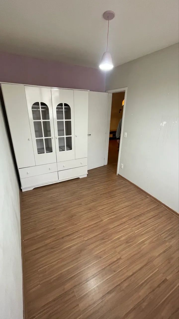Aluga-se Apartamento condomínio fechado