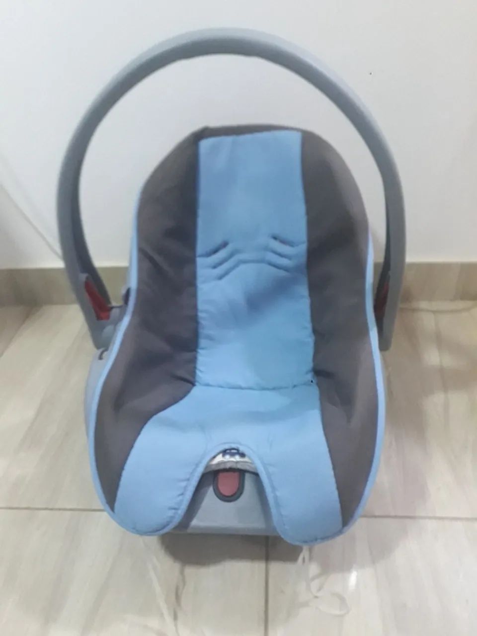 Vendo este Bebê conforto 