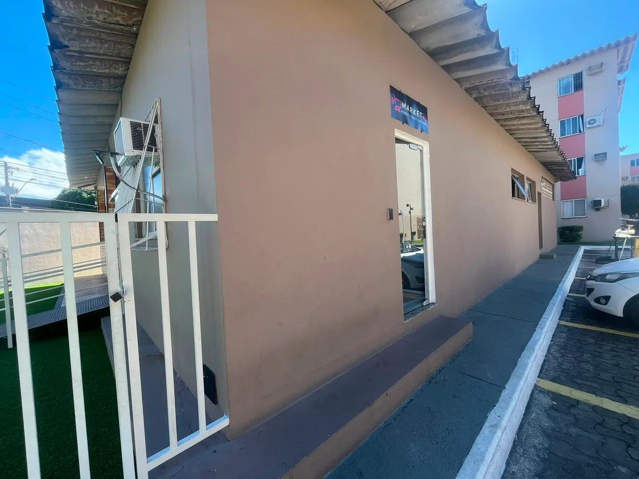 Alguel Em morada de Laranjeiras <br>Condomínio incluso<br>Contato *
