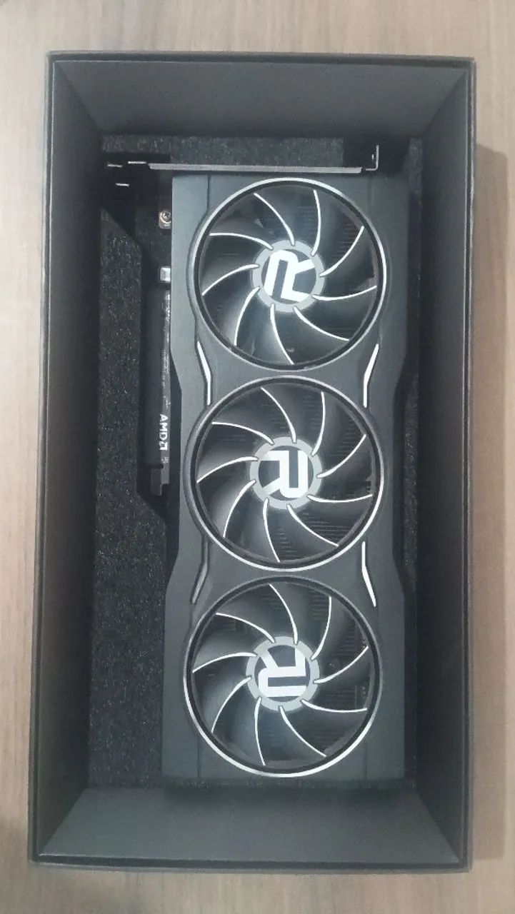 RX 6750 XT Founders Edition 12 Gb - Foto 4