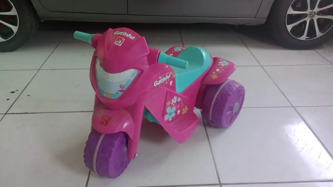Moto elétrica infantil 