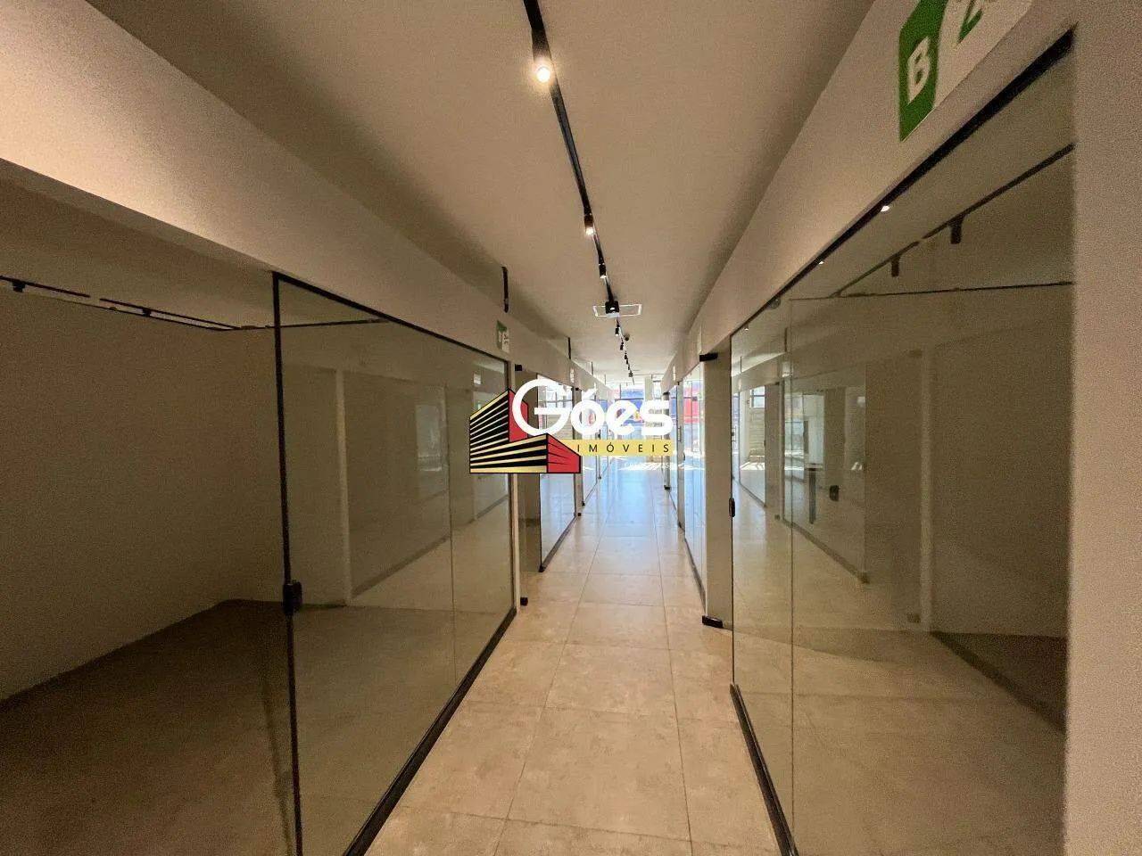Salas comerciais em shopping para locação no Centro de Mauá