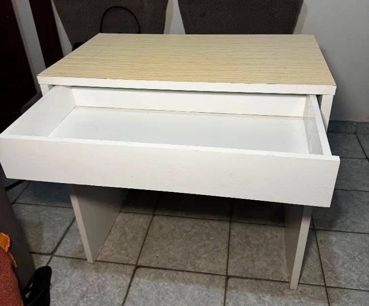 Vendo escrivaninha 