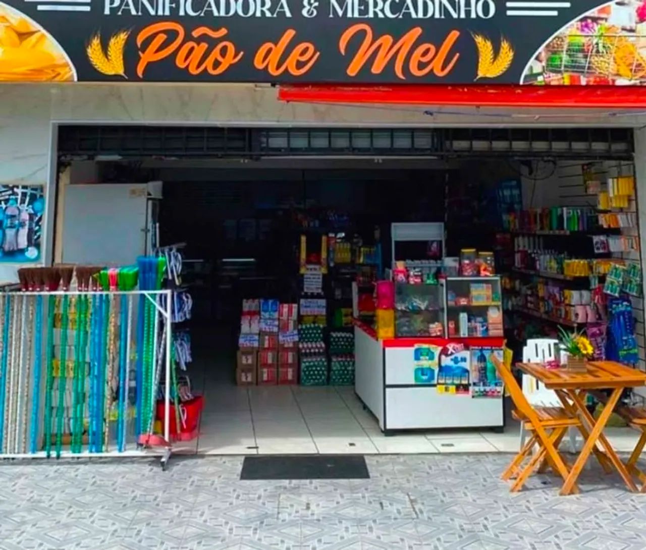 Mercadinho e padaria 