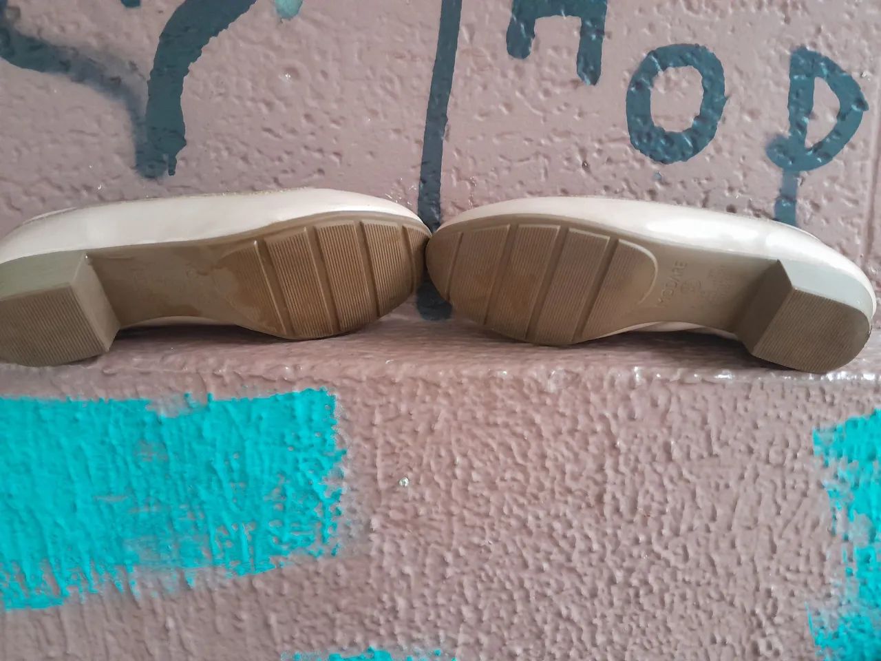 Sapatos feminina - Foto 2