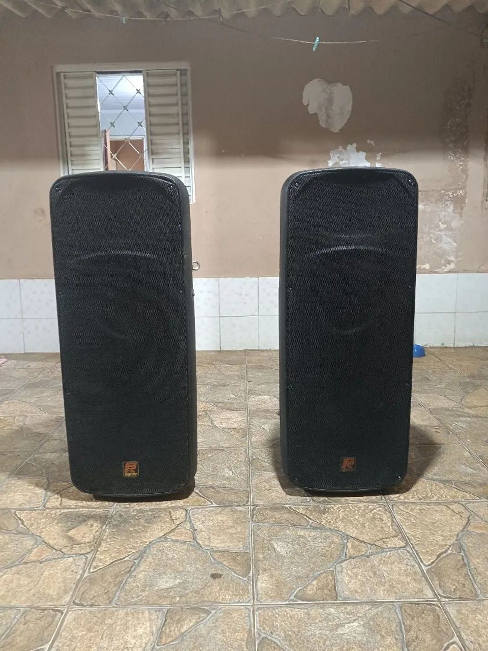Caixas ativas staner 