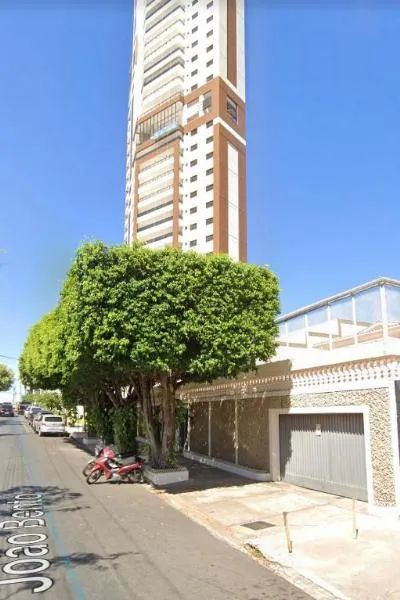 Casa com 4 quarto(s) no bairro Quilombo em Cuiabá - MT
