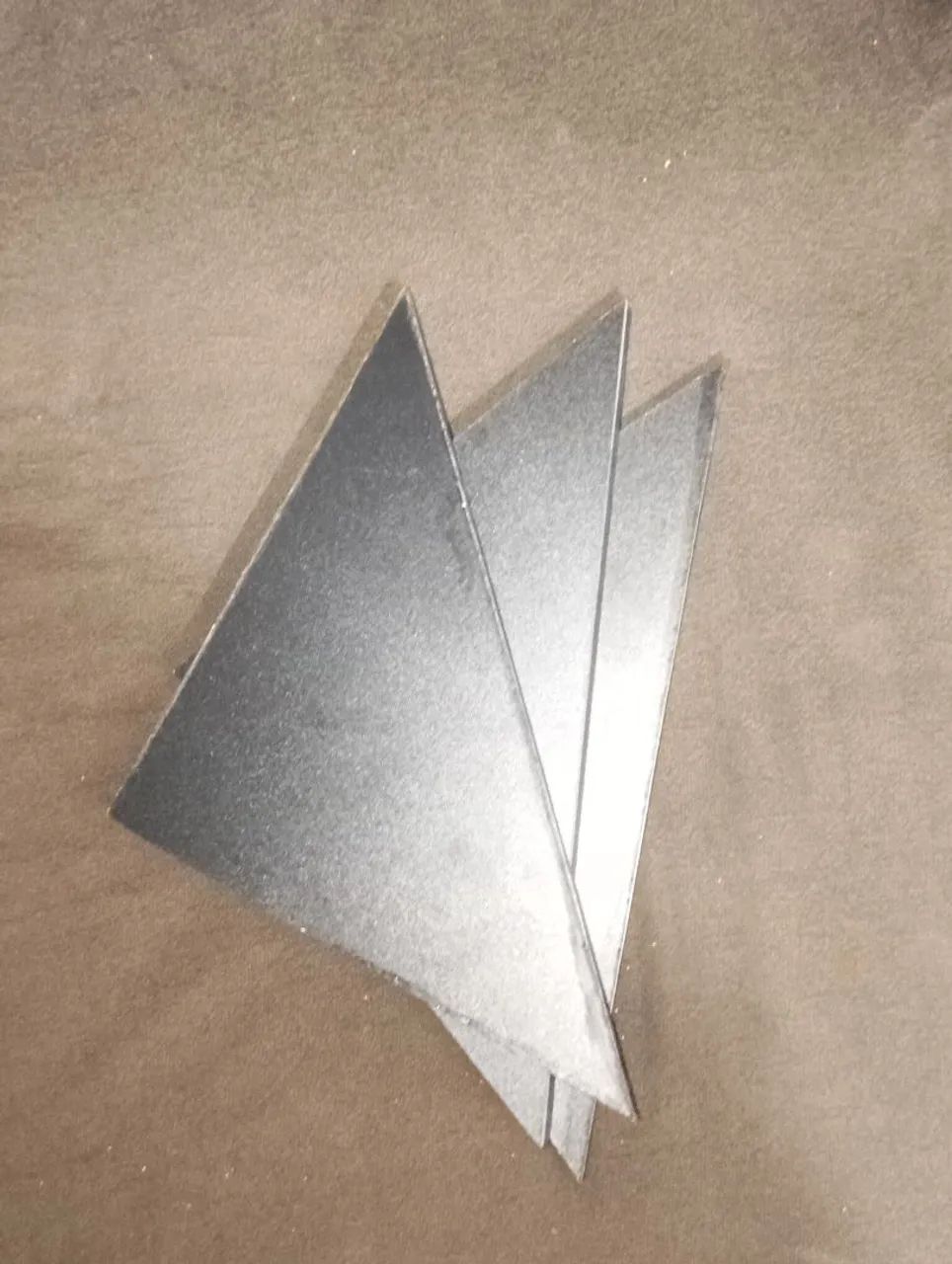 Prateleira triangular 