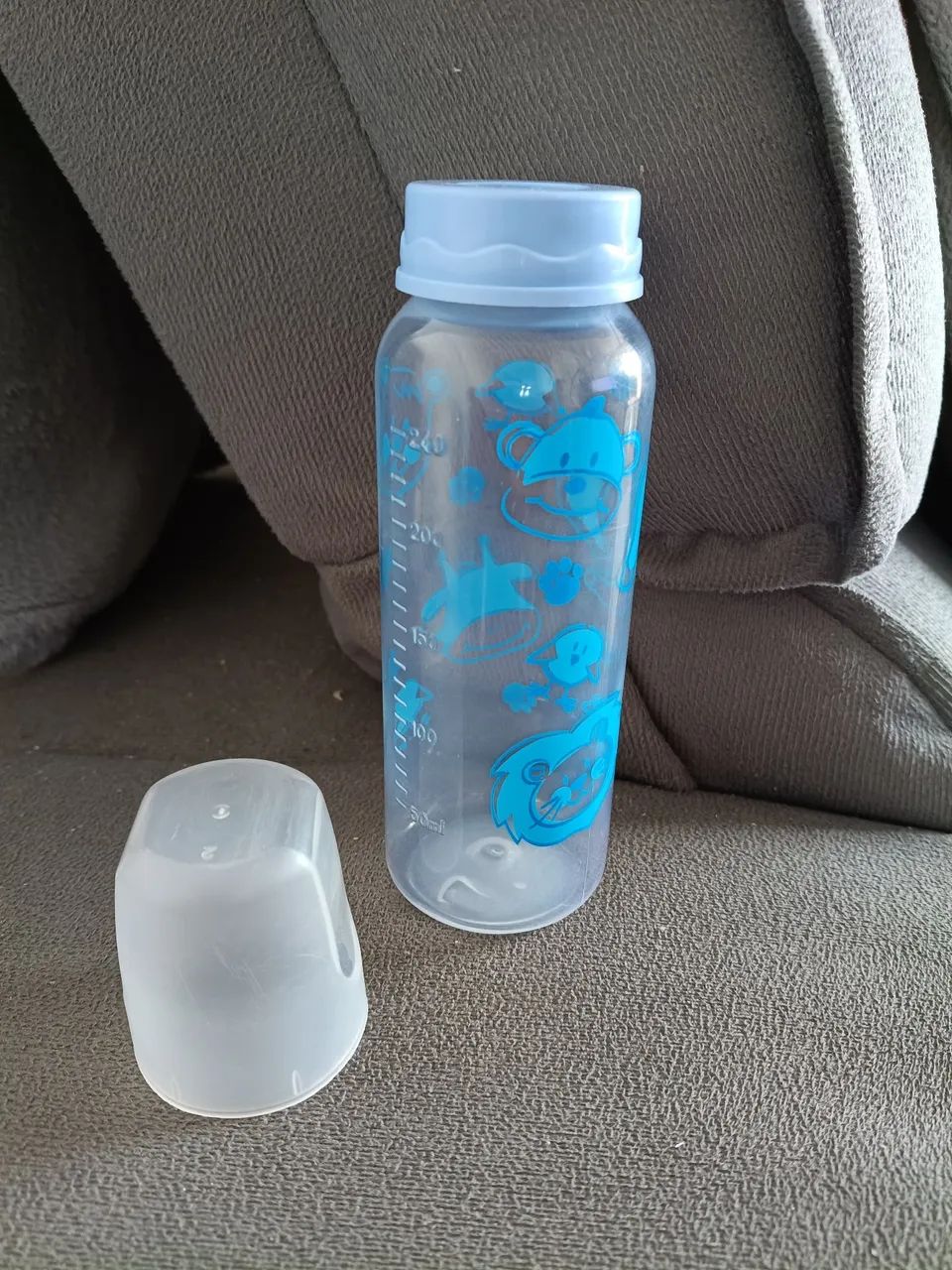 Mamadeira 240ml + brinde grátis 