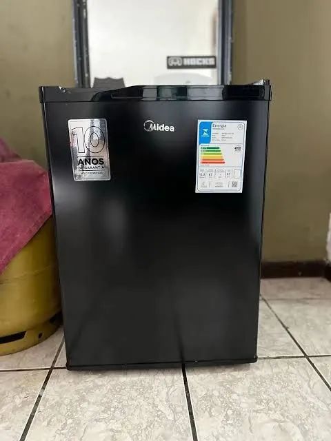 Frigobar Midea 71L