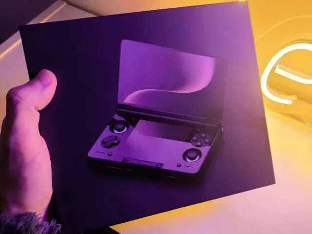 AYN THOR MAX - 16GB RAM / 1TB - Versão RAINBOW - Consoles de Vídeo