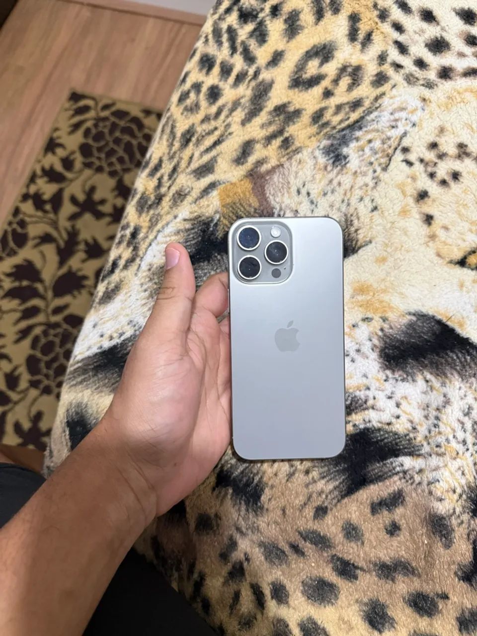 IPHONE 16 PRO MAX - Foto 4