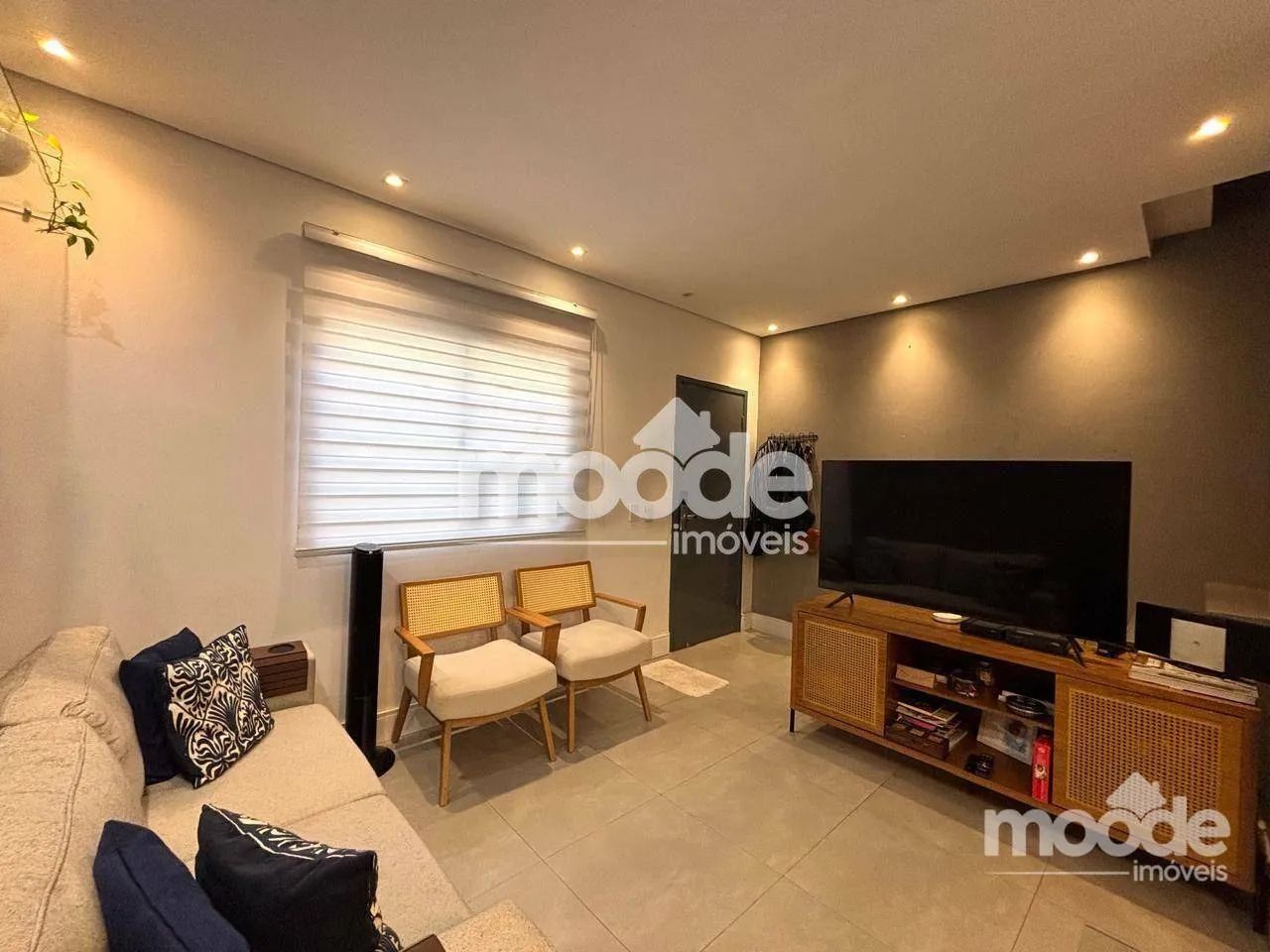 CASA COM 4 VAGAS, 3 QUARTOS ( 1 SUÍTE) CHURRASQUEIRA - Foto 3