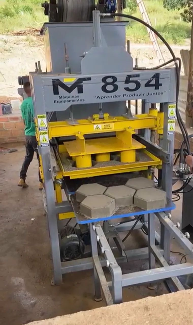 Máquina de blocos bloquetes paver de concreto hidráulica  - Foto 2