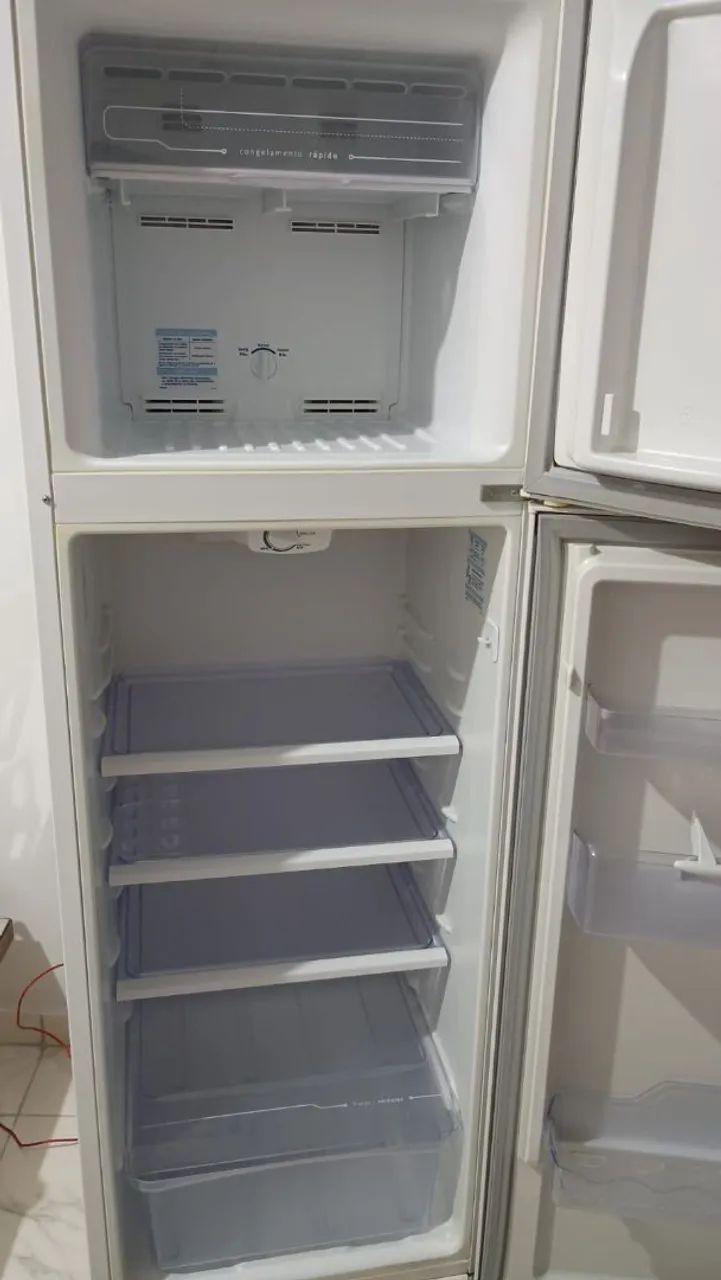 Geladeira Eletrolux  - Foto 4