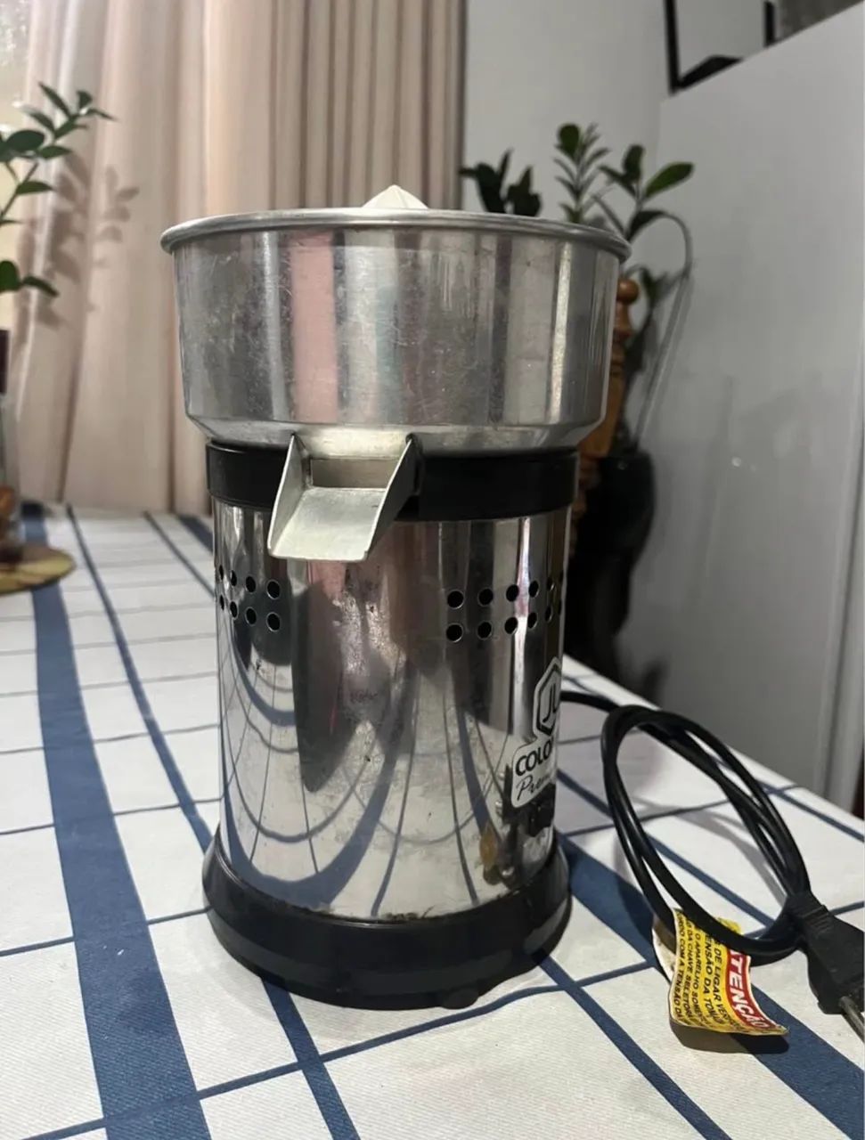 Extrator de suco 