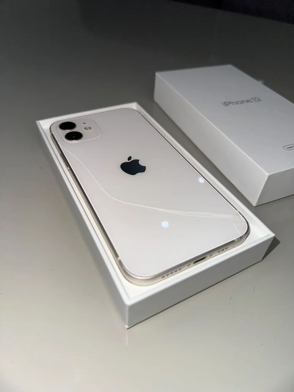 iPhone 12 - 128 GB - Branco
